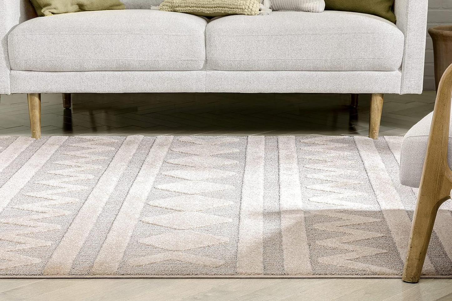 Well Woven Harlow Zara Tribal Moroccan Diamond Pattern Beige High-Low 5'3" X 7'3" Area Rug