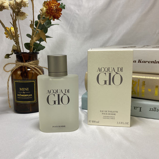 Vietnam GIO Classic White Men's Black Perfume