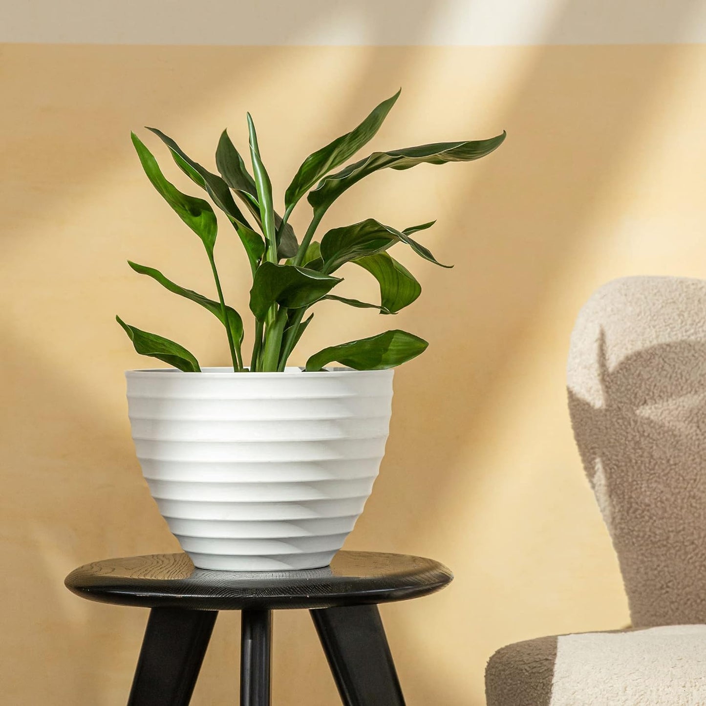 LA JOLIE MUSE Flower Pot Outdoor Indoor Planter - 10.2 Inch Fluted Plant Pot Garden Planter, White Stone