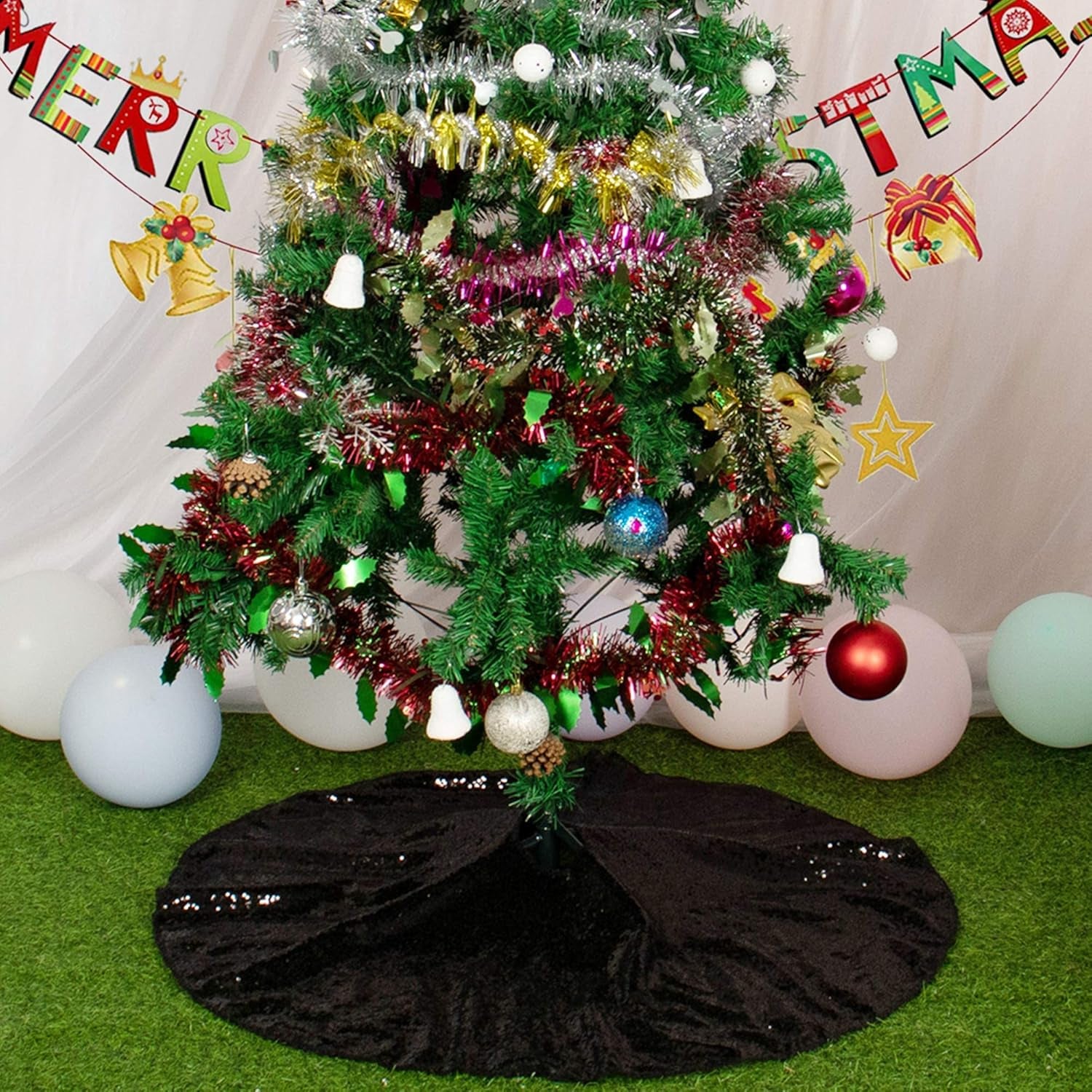 AMZLOKAE 48'' Black Sequin Tree Skirt - Sparkle Christmas/Halloween/Xmas Tree Skirt - Fits 5Ft to 7Ft Trees